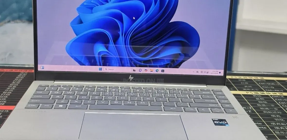 New Laptop HP 16GB Intel Core i5 SSD 512GB