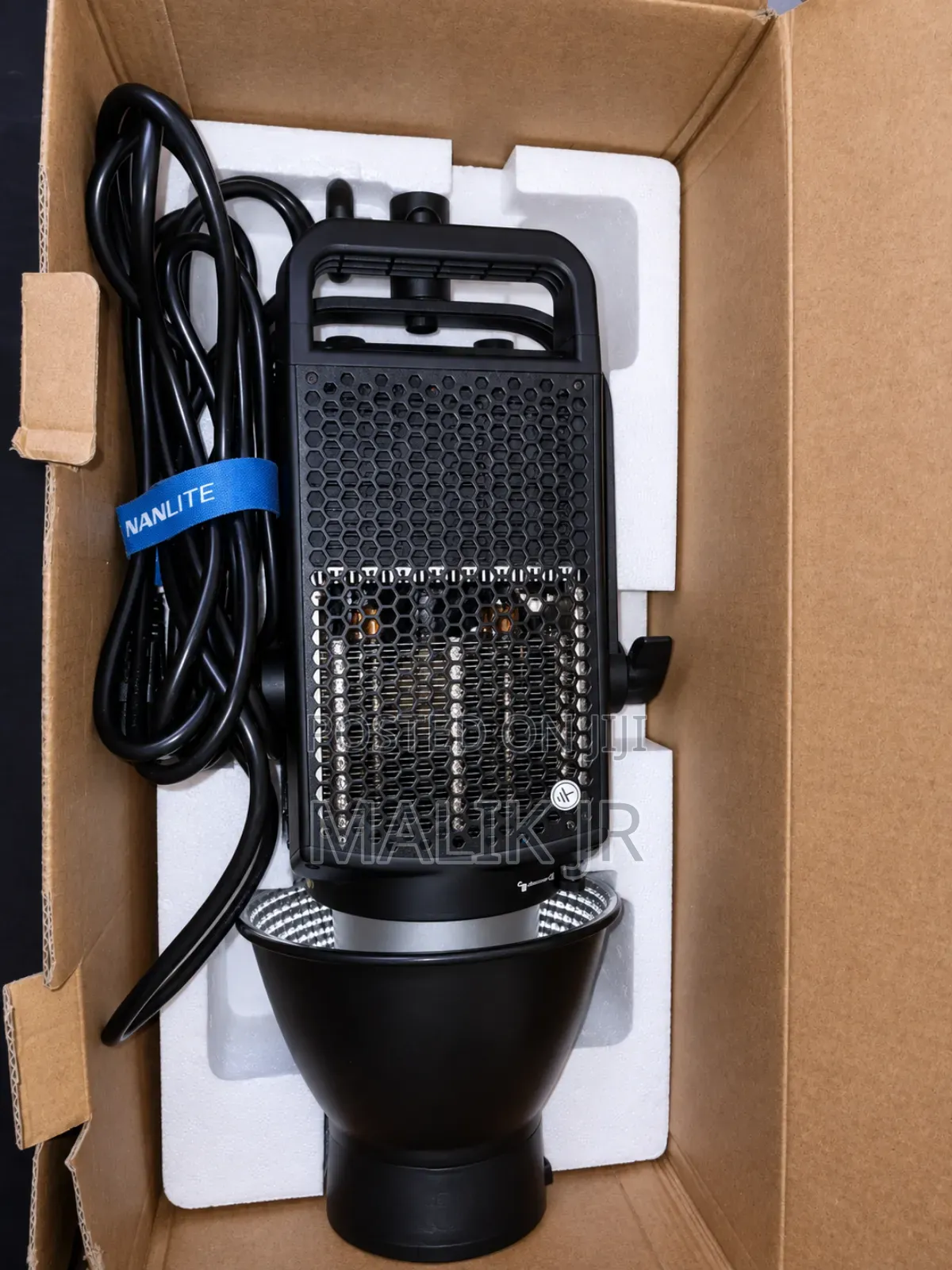 Nanlite 300b