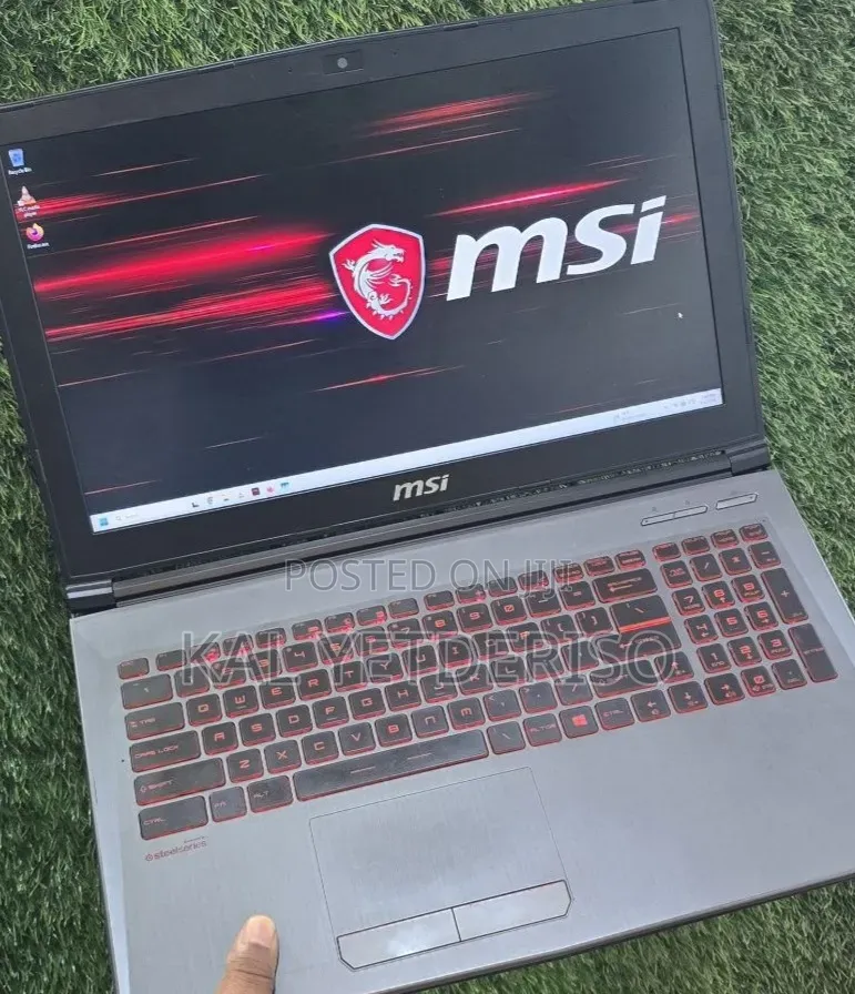 New Laptop MSI 16GB Intel Core i5 SSD 256GB