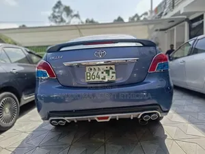 Toyota Belta 2006