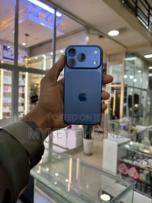 New Apple iPhone 17 Pro 256 GB Blue