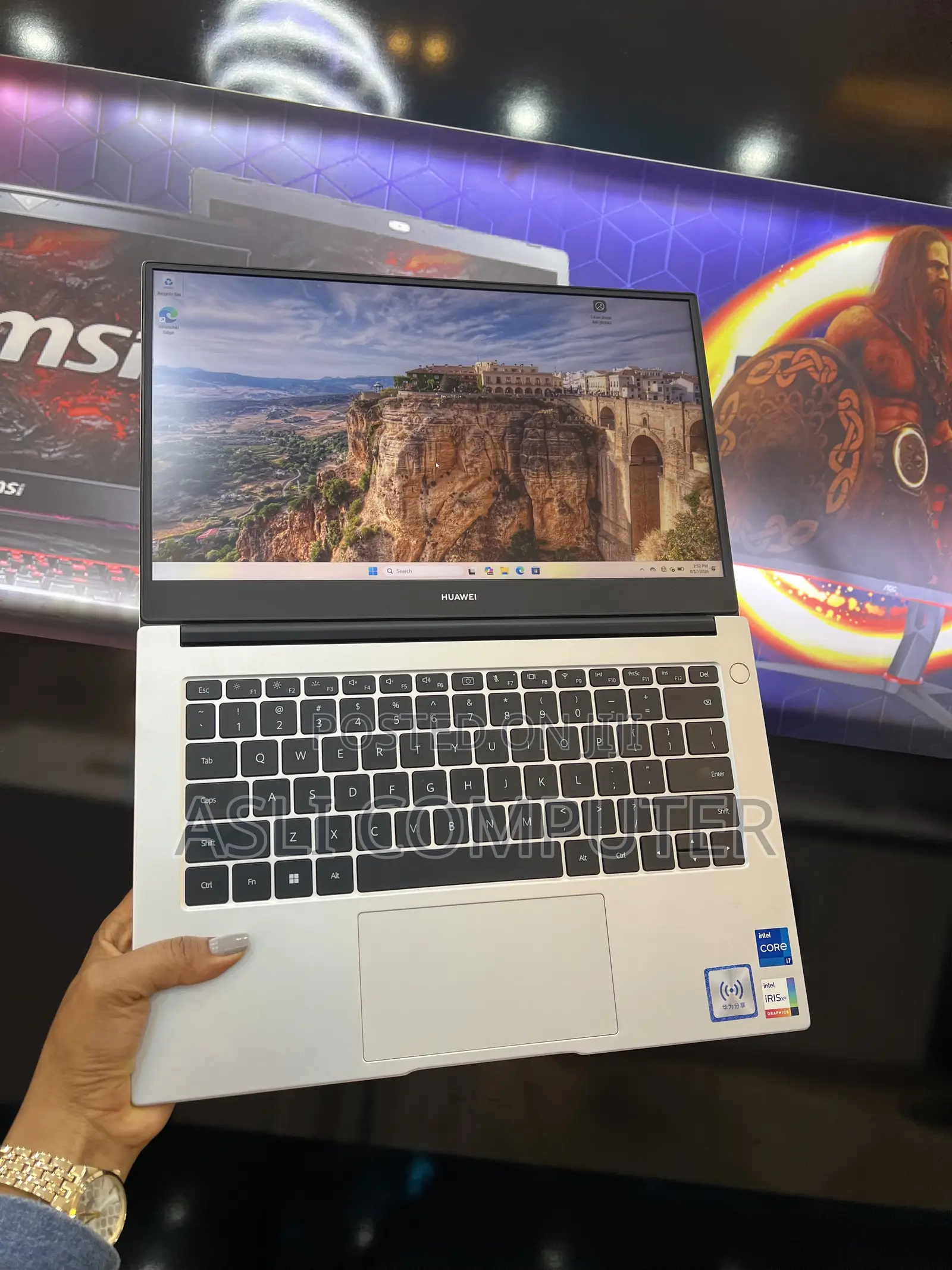 New Laptop Huawei 16GB Intel Core i7 SSD 512GB