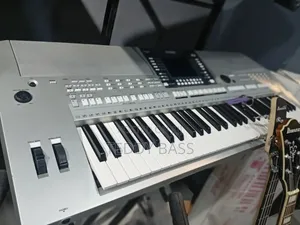 Yamaha PSR 710