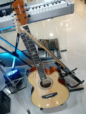 Box Guitar