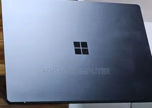 New Laptop Microsoft Surface 16GB Intel Core i7 SSD 256GB