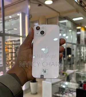 Apple iPhone 13 128 GB White