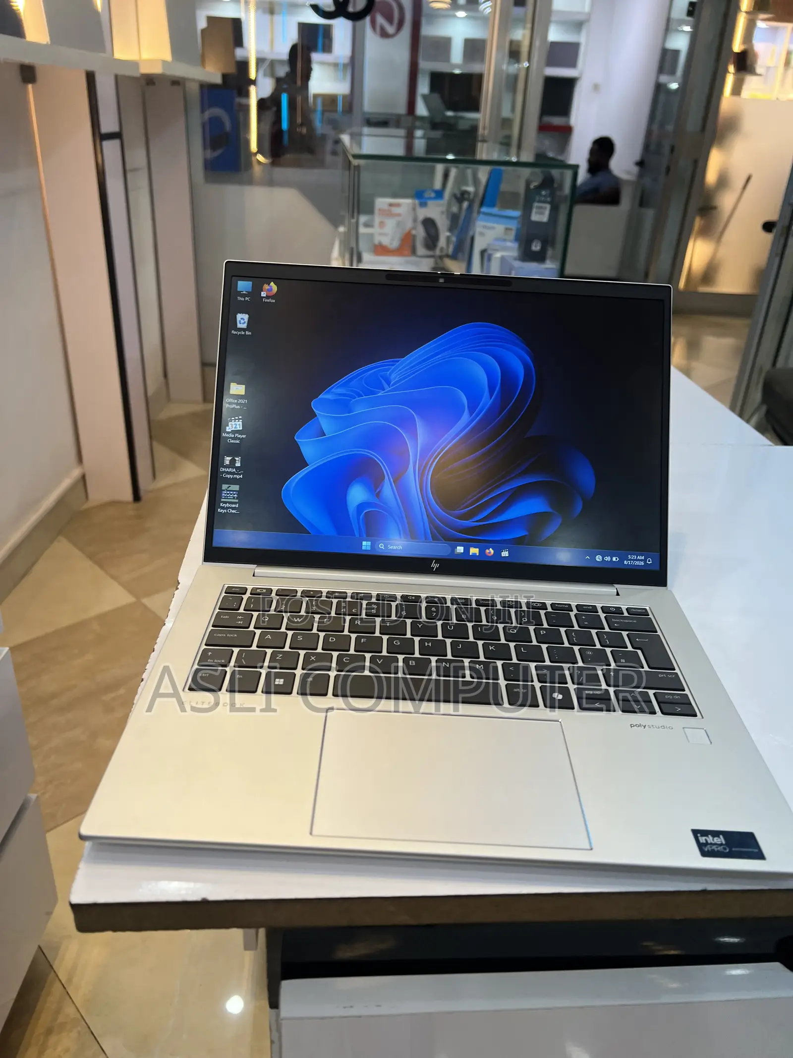 New Laptop HP EliteBook 840 G11 16GB Intel Core Ultra 7 SSD 512GB