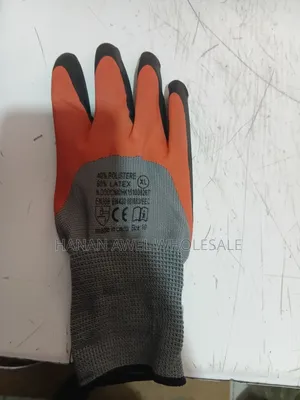 Glove