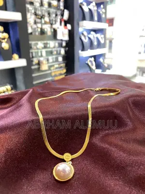 Classic Necklace