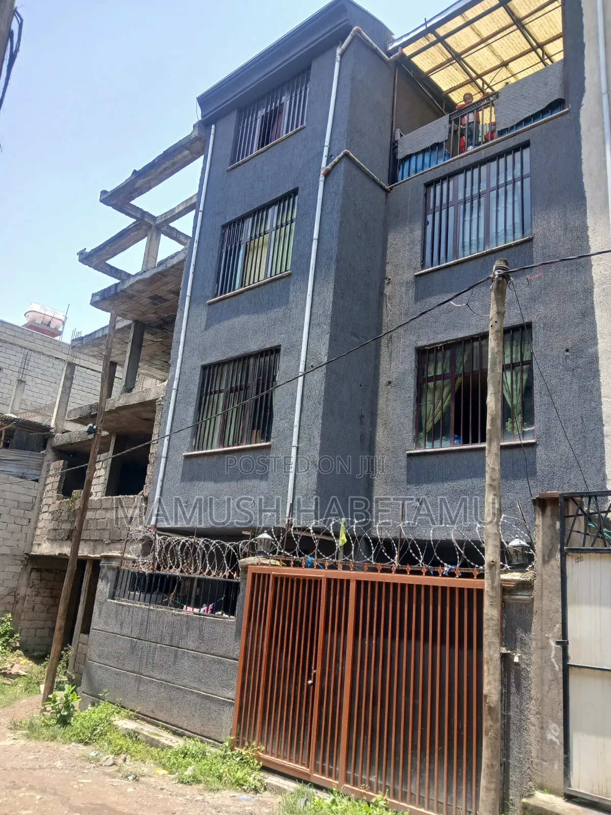 Furnished 6bdrm House in 72ማህበር, Nifas Silk-Lafto for sale