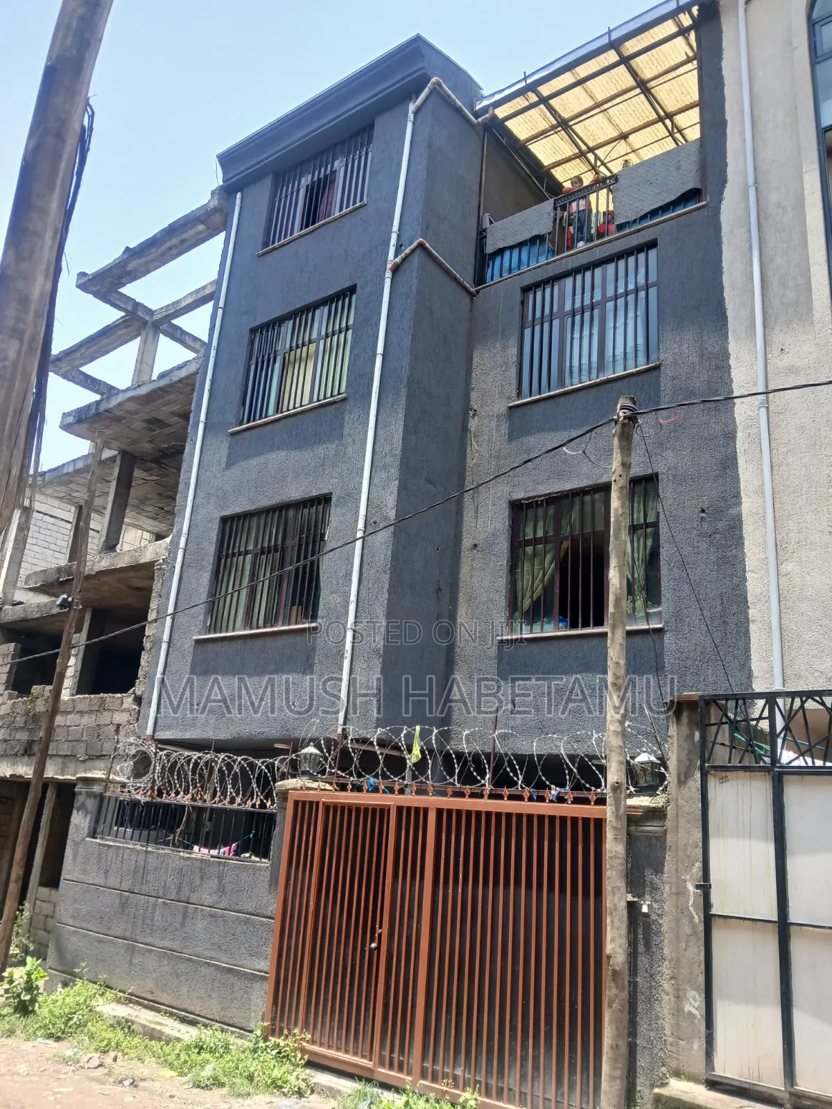 Furnished 6bdrm House in 72ማህበር, Nifas Silk-Lafto for sale
