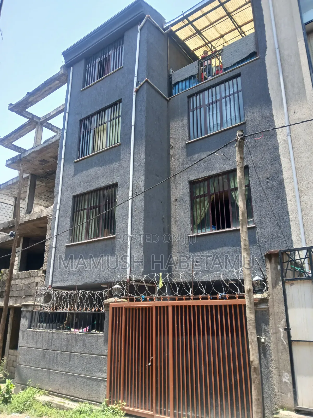 Furnished 6bdrm House in 72ማህበር, Nifas Silk-Lafto for sale