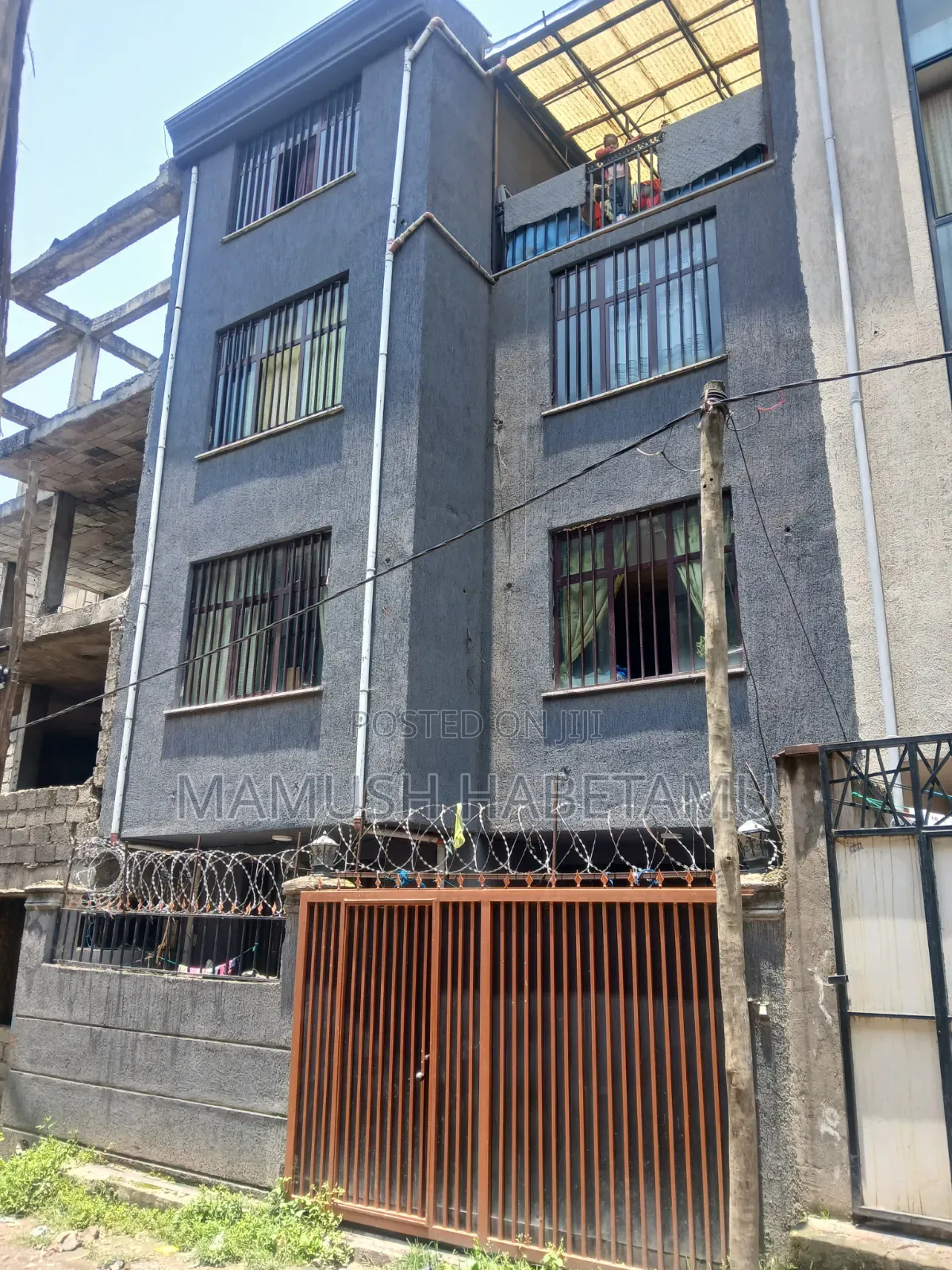 Furnished 6bdrm House in 72ማህበር, Nifas Silk-Lafto for sale