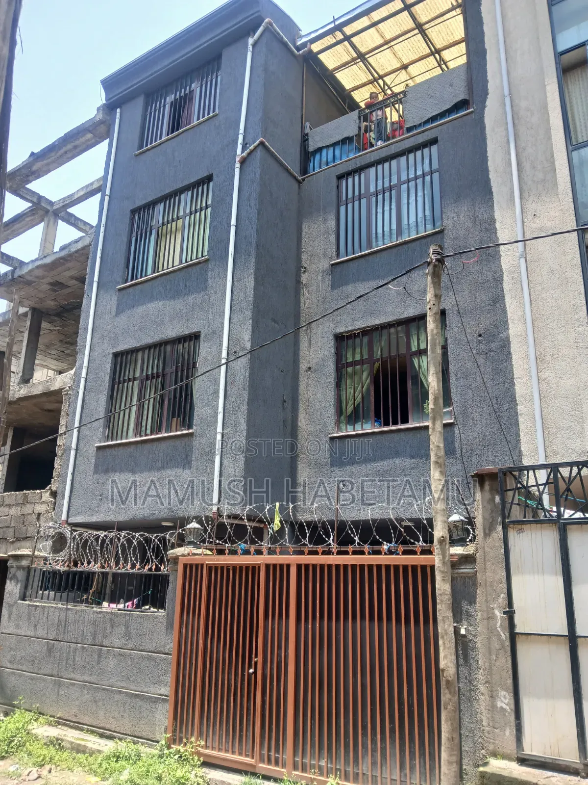 Furnished 6bdrm House in 72ማህበር, Nifas Silk-Lafto for sale