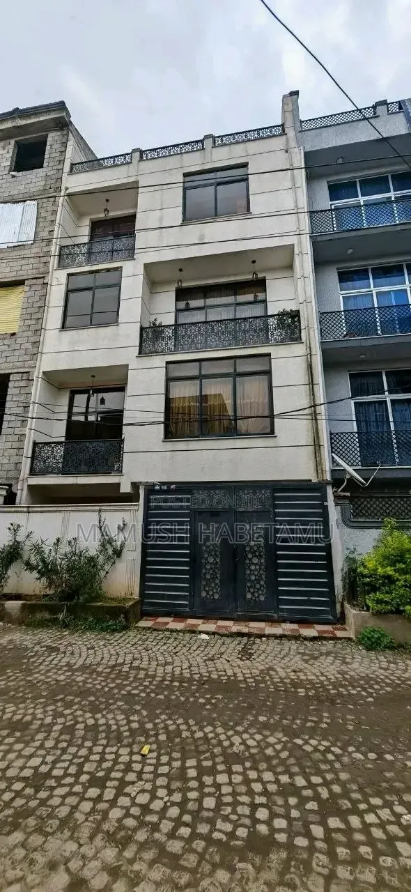 Furnished 8bdrm House in 94ማህበር, Nifas Silk-Lafto for sale
