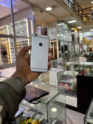 Apple iPhone 6s 32 GB Silver