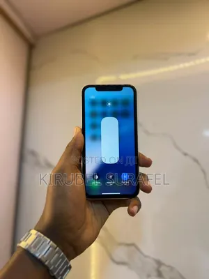 New Apple iPhone XR 64 GB White