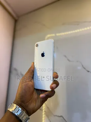 New Apple iPhone XR 64 GB White