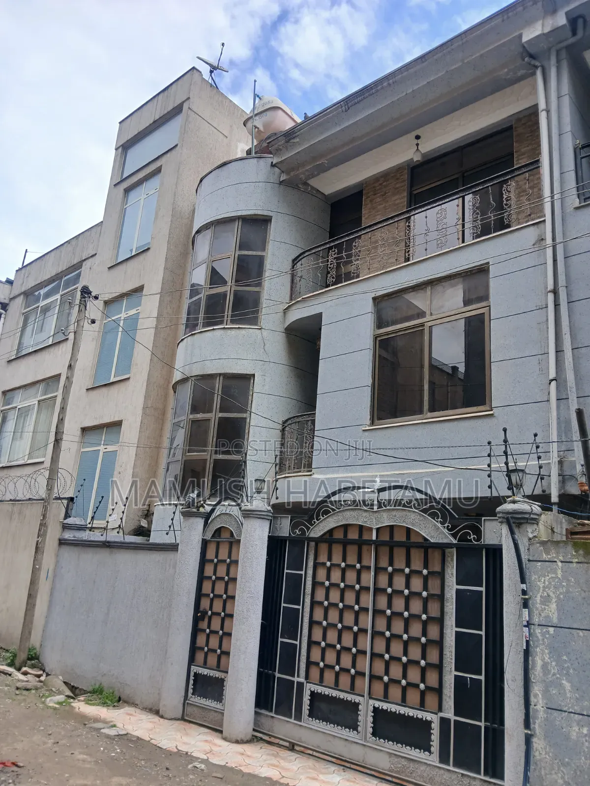 Furnished 5bdrm House in 94ማህበር, Nifas Silk-Lafto for sale
