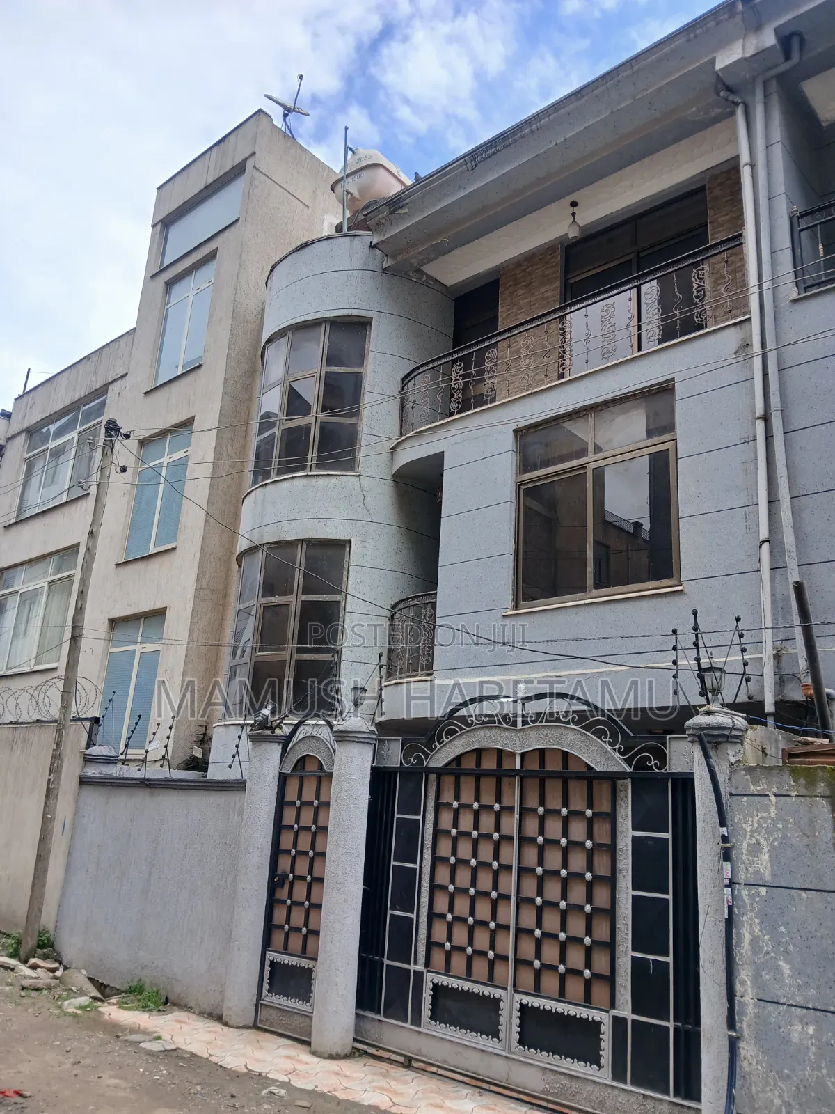 Furnished 5bdrm House in 94ማህበር, Nifas Silk-Lafto for sale