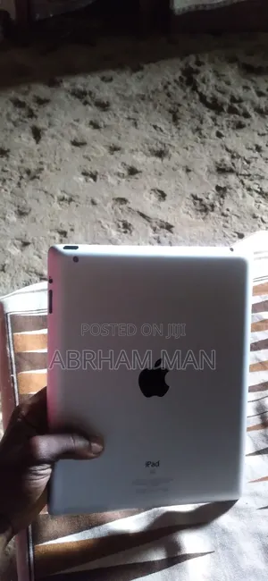 Apple iPad 2 Wi-Fi 16 GB
