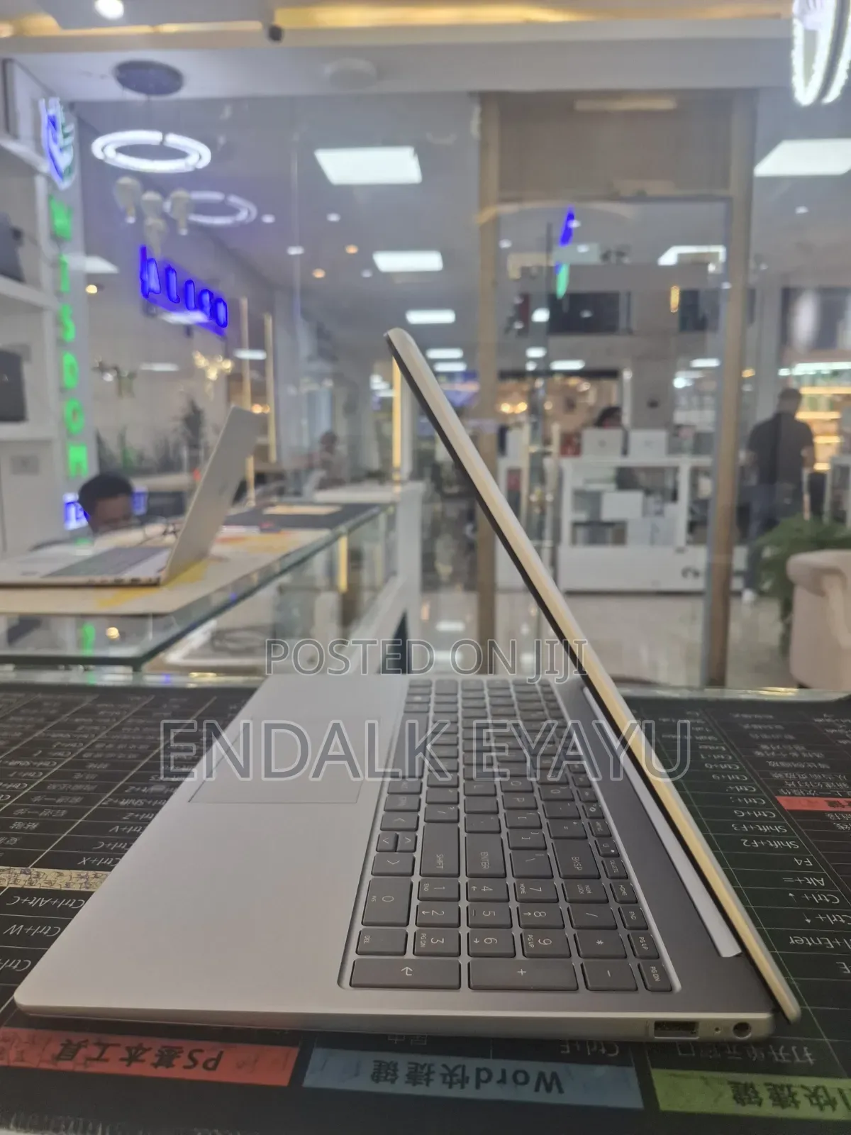 New Laptop HP 16GB Intel Core i7 SSD 1T