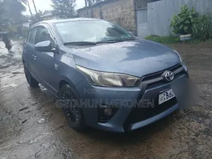 Toyota Yaris 2014 Blue