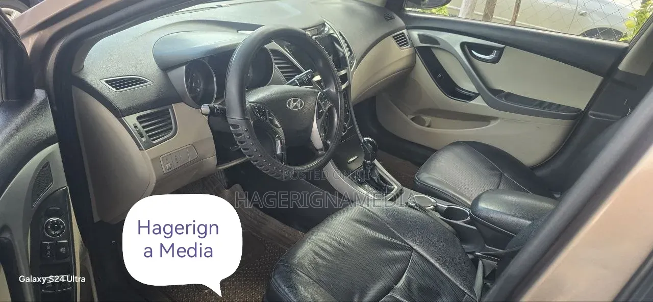 Hyundai Elantra 2014 Gray