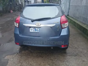 Toyota Yaris 2014 Blue
