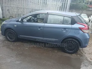 Toyota Yaris 2014 Blue
