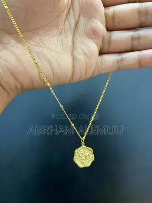 Classy Necklace