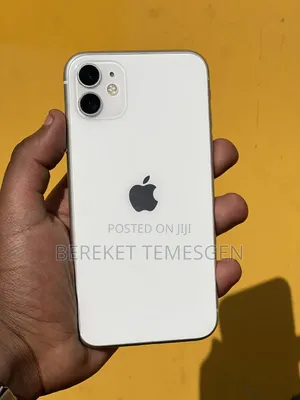 Apple iPhone 11 64 GB White