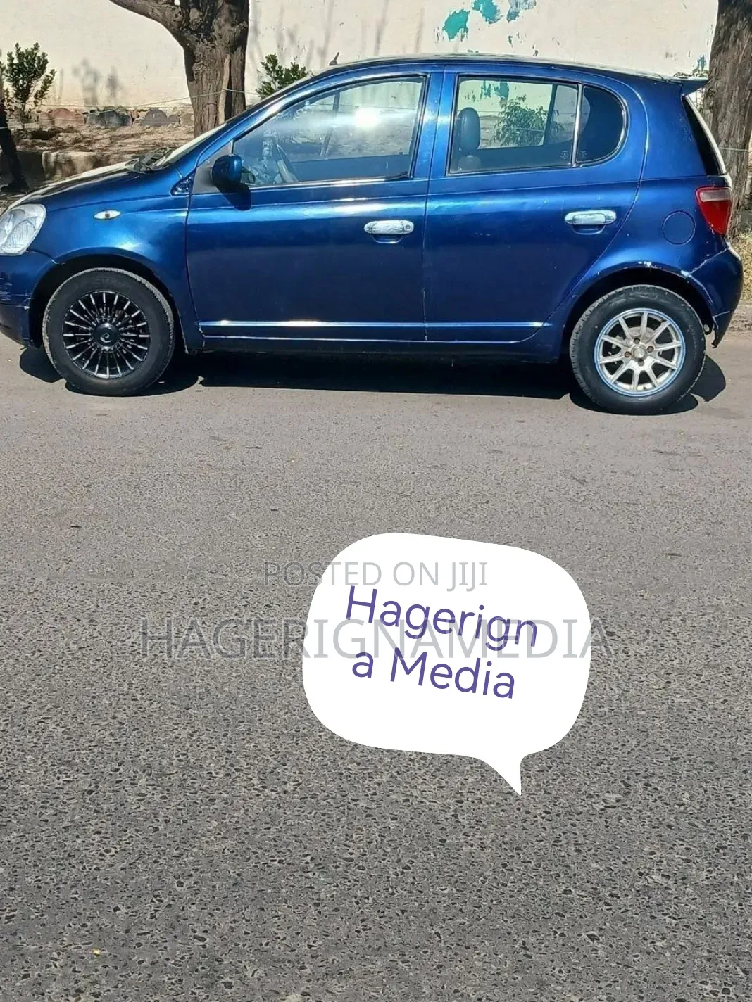 Toyota Vitz 2001 Blue
