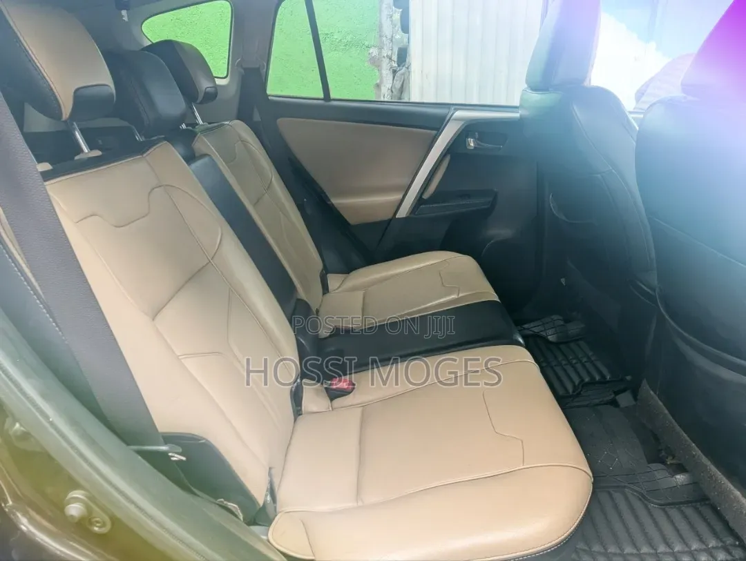 Toyota RAV4 2014 Brown