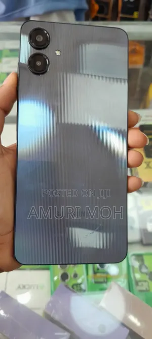New Samsung Galaxy A06 64 GB Black