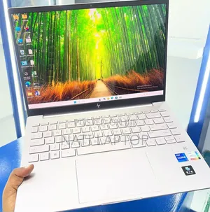 New Laptop HP Pavilion 14 16GB Intel Core i7 SSD 1T