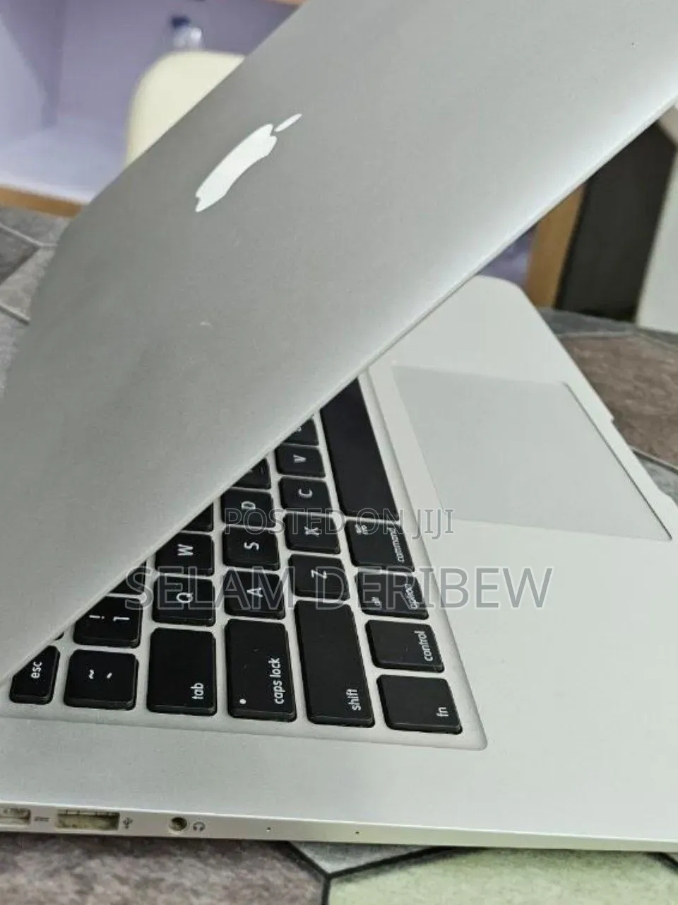 New Laptop Apple MacBook Air 2017 8GB Intel Core i5 SSD 256GB