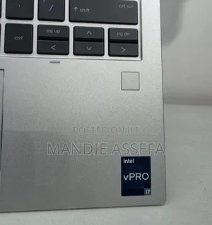 New Laptop HP EliteBook 830 16GB Intel Core i7 SSD 512GB