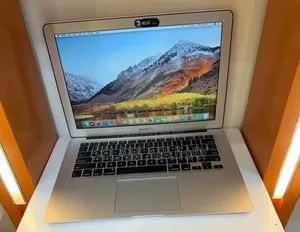 New Laptop Apple MacBook Air 2017 8GB Intel Core i7 SSD 256GB