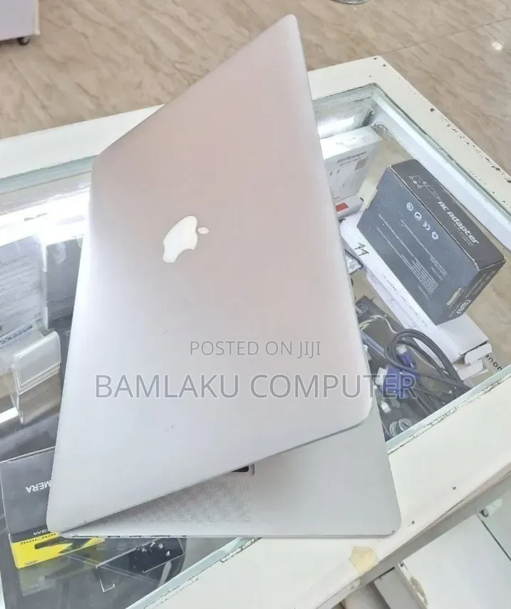 New Laptop Apple MacBook Pro 2014 16GB Intel Core i7 SSD 512GB