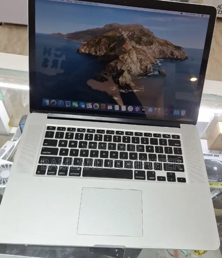 New Laptop Apple MacBook Pro 2014 16GB Intel Core i7 SSD 512GB