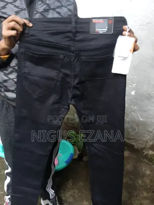 1500 ብር ብቻ አዲስ ከውጭ የመጣ ሱሪ ነው 1 ብቻ የቀረው