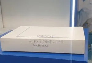 New Laptop Apple MacBook Air 2025 M4 16GB Apple M4 SSD 512GB