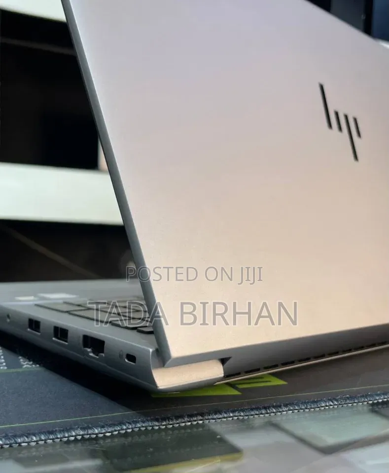 New Laptop HP ZBook 17 G4 16GB Intel Core i9 SSD 1T