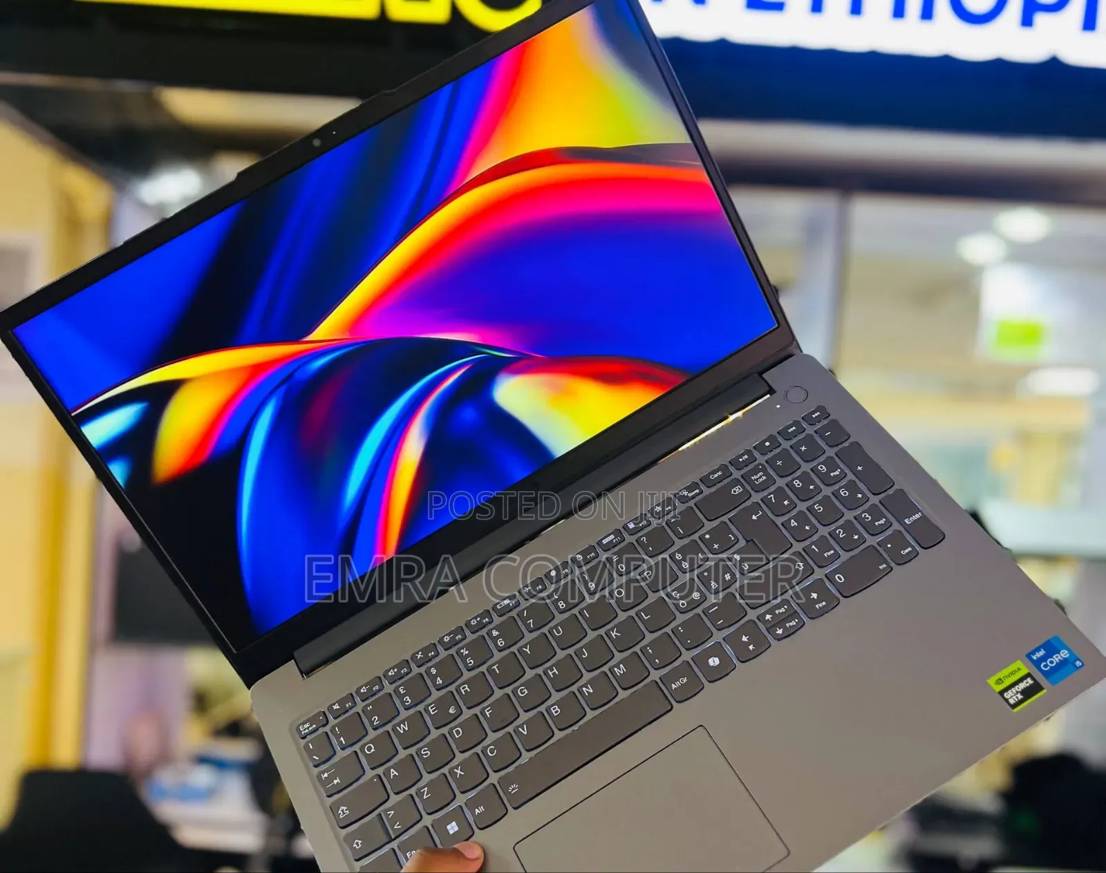 New Laptop Lenovo 16GB Intel Core i5 SSD 512GB