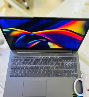 New Laptop Lenovo 16GB Intel Core i5 SSD 512GB