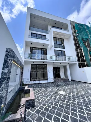 Furnished 8bdrm House in Cmc, Bole for sale