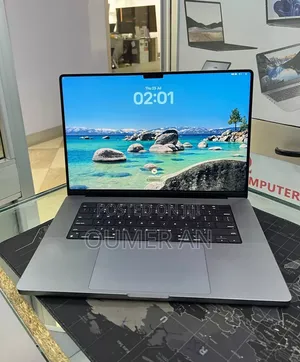 New Laptop Apple MacBook Pro 2021 M1 32GB Apple M1 Pro SSD 512GB