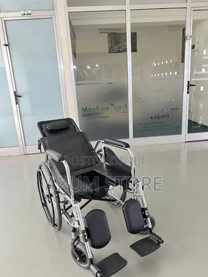 Kobi ጥቁር ዘመናዊ ዊልቸር - Kobi Stylish Black Wheelchair
