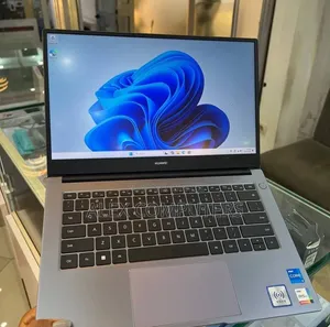 New Laptop Huawei 16GB Intel Core i5 SSD 512GB